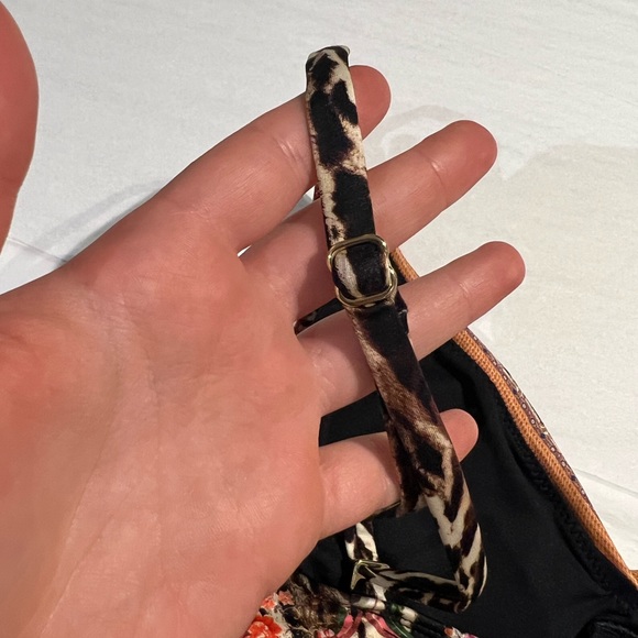 NWT CAMILLA ONE PIECE "LIV A LITTLE" - Picture 5 of 6